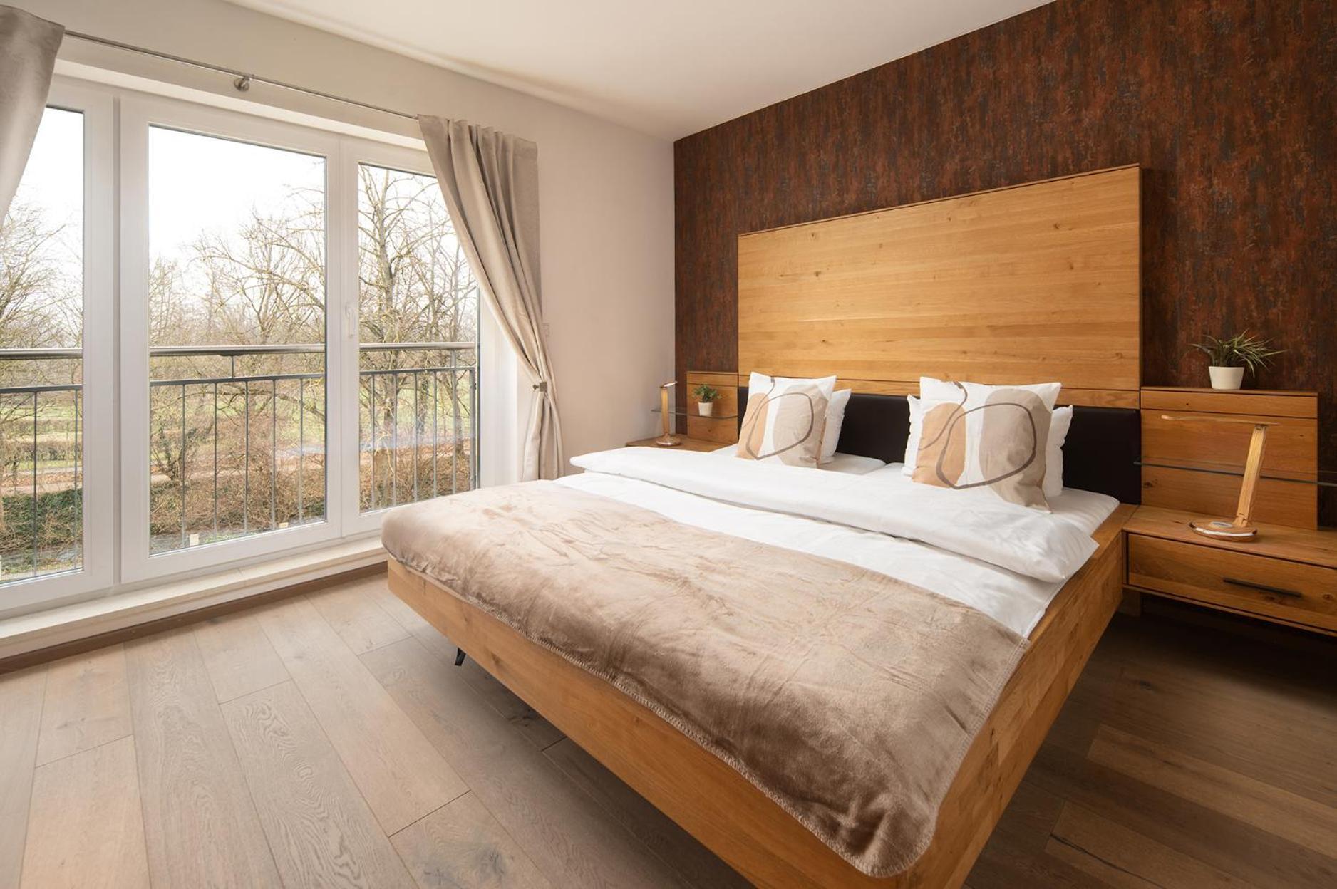 Hotel Vier Jahreszeiten Therme & Kliniken Bad Krozingen Naehe Freiburg & Schwarzwald Ideal Fuer Wellness Kur & Business Ausfluege 24H Check In- Wlan & Parken Gratis Exterior photo